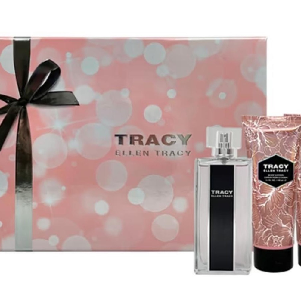 Ellen Tracy Pink and Black Fragrance Set